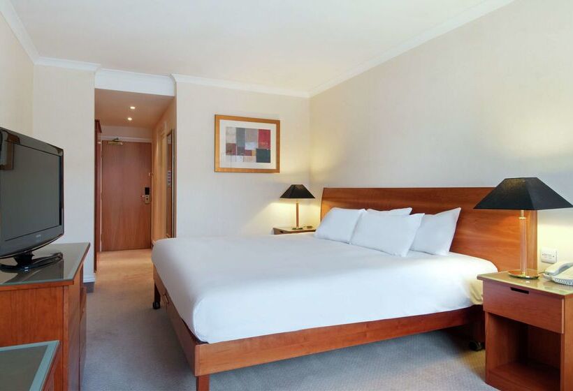 Hotel Doubletree By Hilton  Bristol North