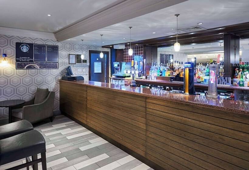 هتل Doubletree By Hilton  Bristol North
