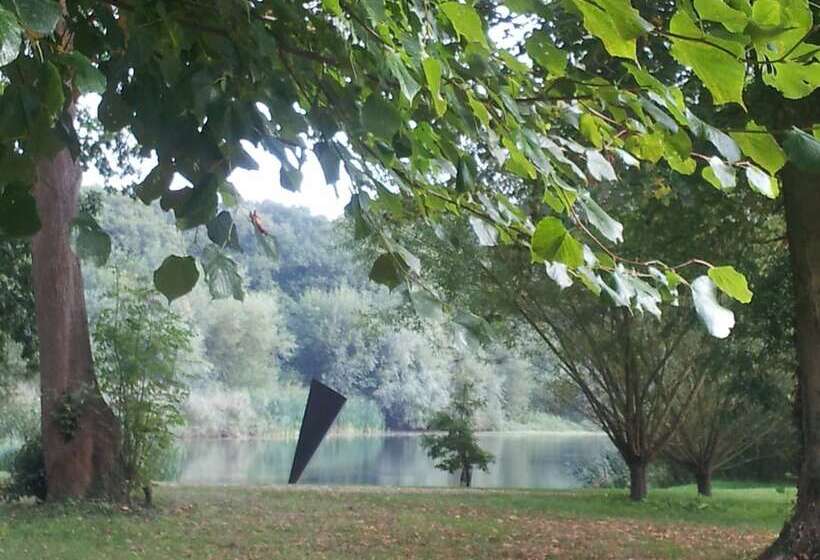 ホテル Great Fosters   Near Windsor