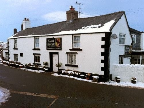 هتل The Hawk & Buckle Inn