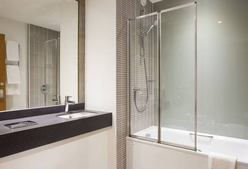 호텔 Holiday Inn Ashford Central, An Ihg