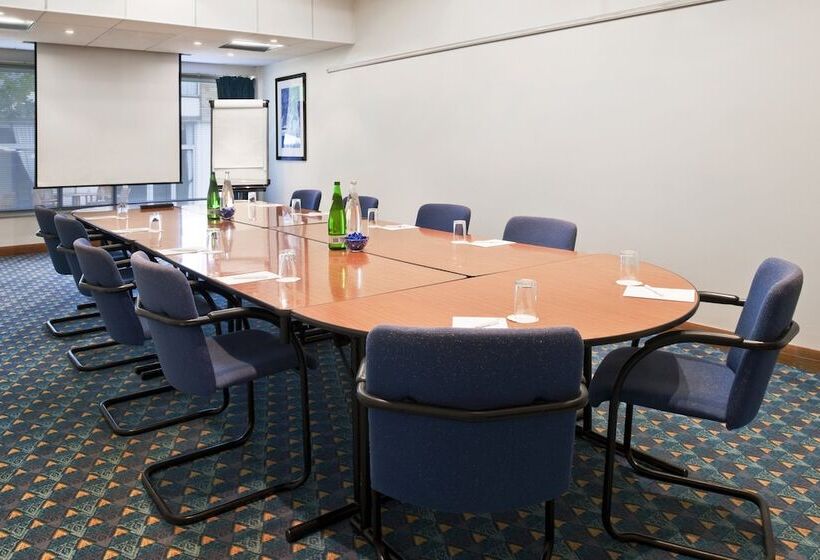 هتل Holiday Inn Doncaster A1  M Jct 36, An Ihg
