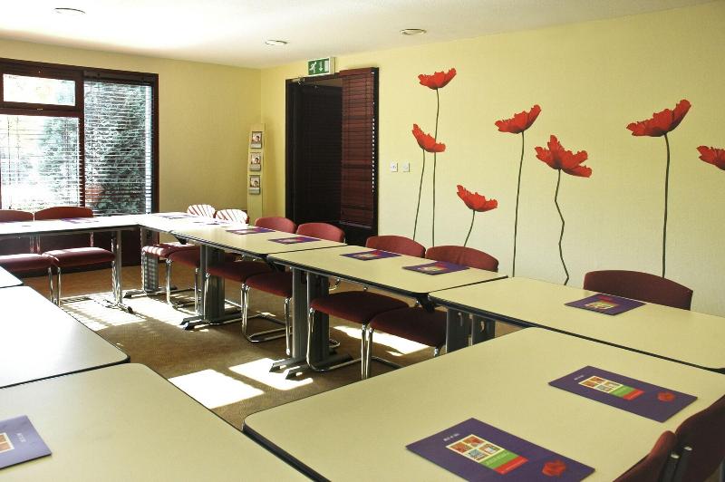 هتل Ibis Coventry South