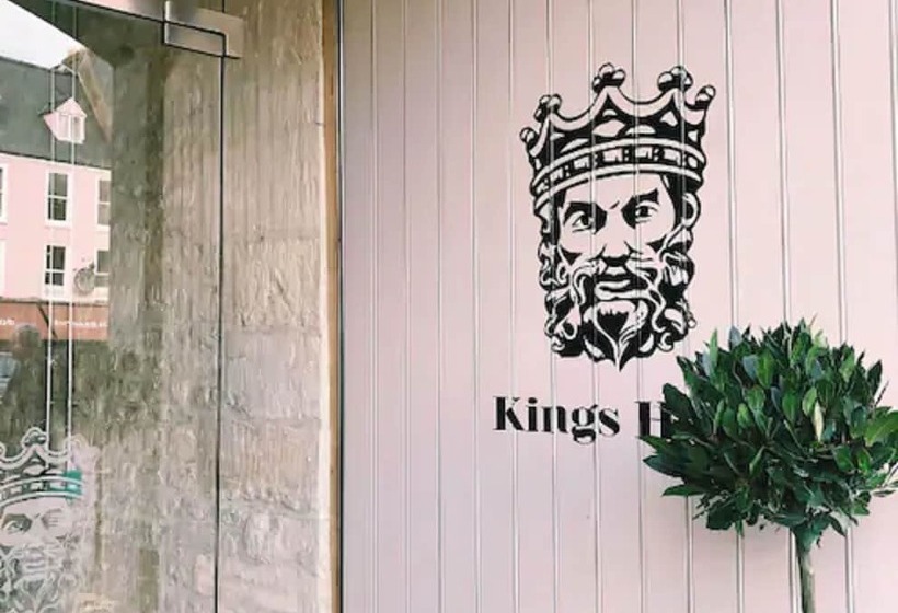 هتل Kings Head