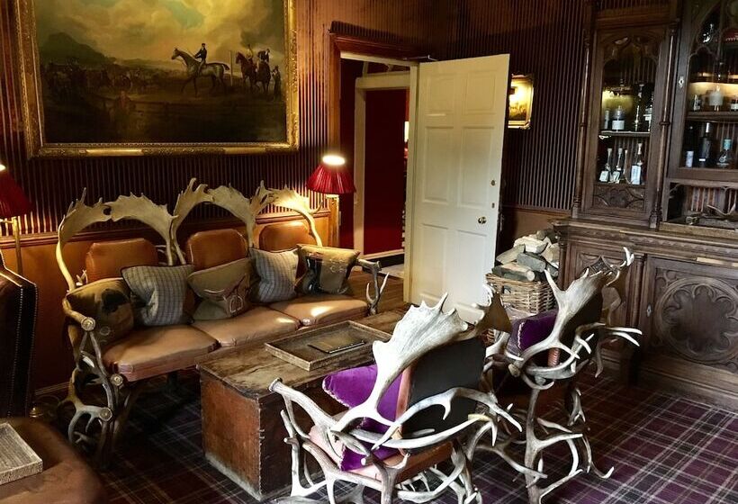 Отель Prestonfield House