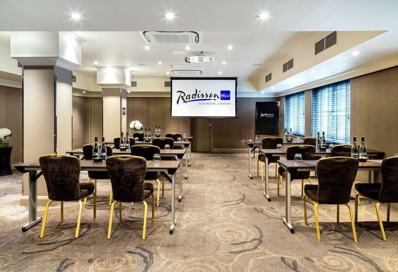 Hotel Radisson Blu Edwardian Kenilworth  London