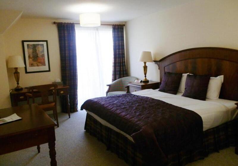 هتل The Rudloe Near Bath   Marco Pierre White