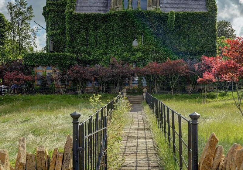 هتل The Rudloe Near Bath   Marco Pierre White