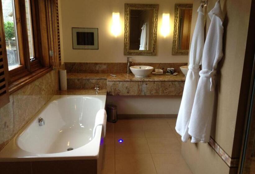 فندق South Lodge