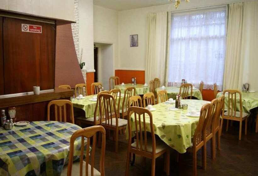 בית מלון כפרי Stanley House