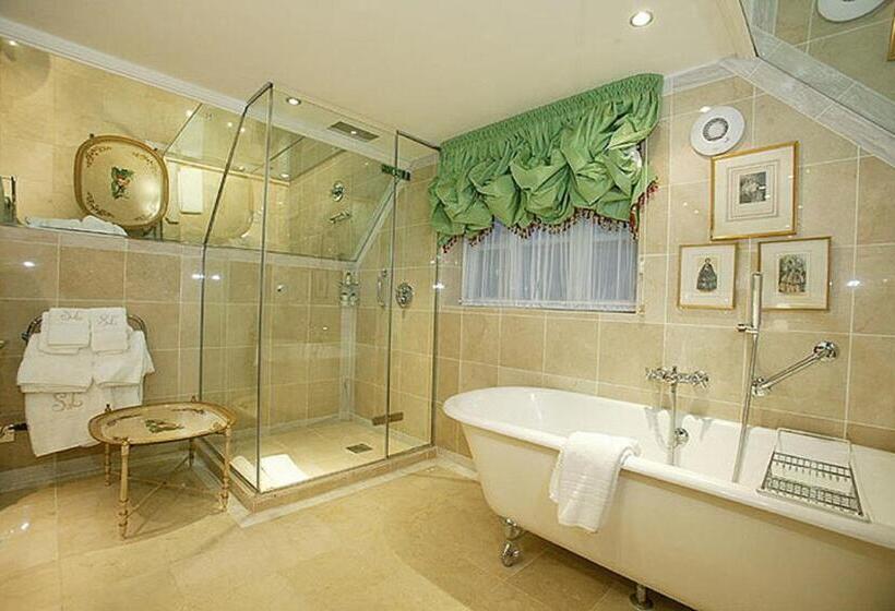 Отель Summer Lodge Country House