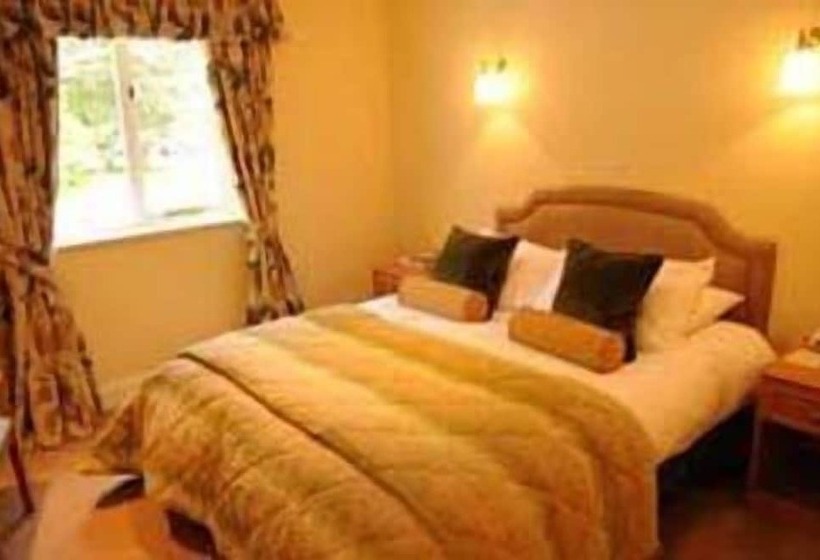 Otel Taychreggan, Signature Collection By Eight Continents