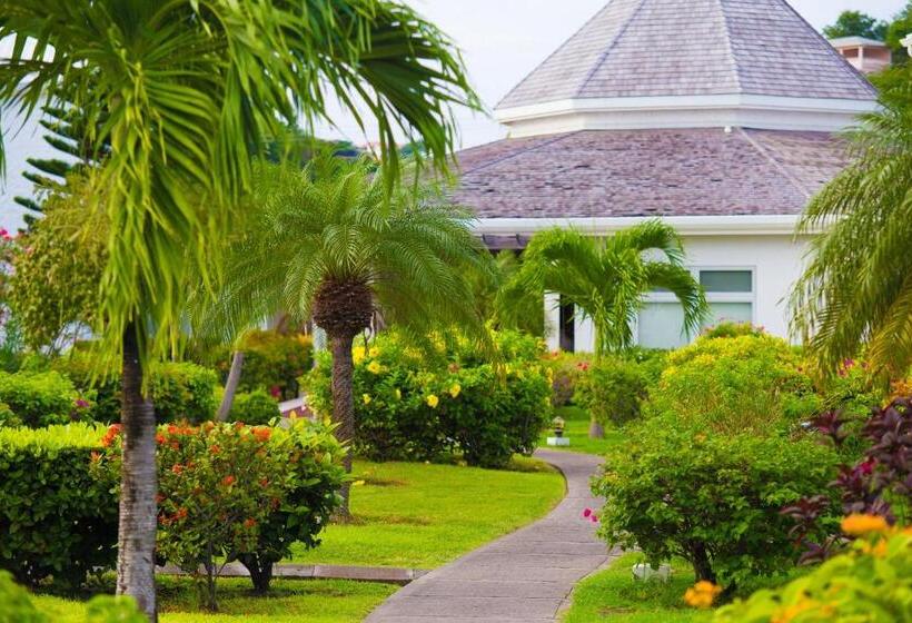 Coyaba Beach Resort