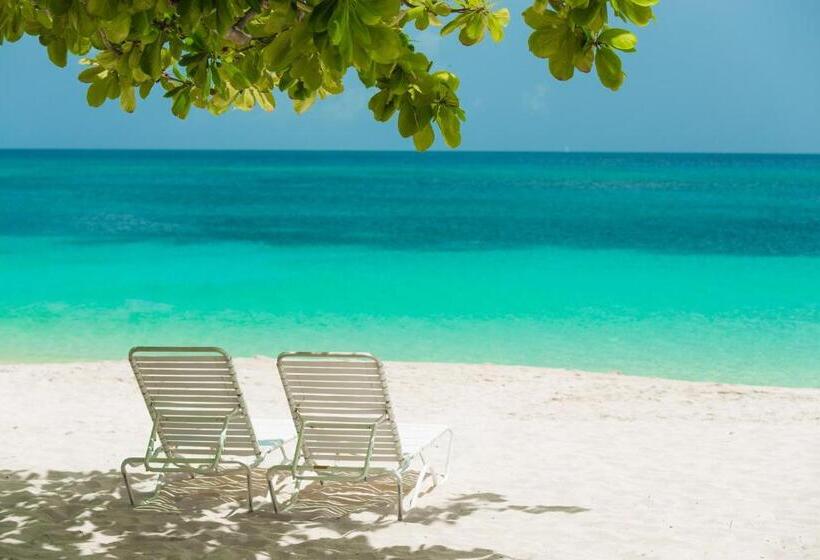 Coyaba Beach Resort