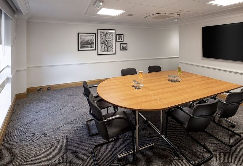 هتل Crowne Plaza Nottingham, An Ihg