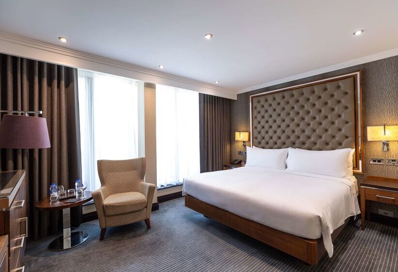 هتل Doubletree By Hilton  London  West End