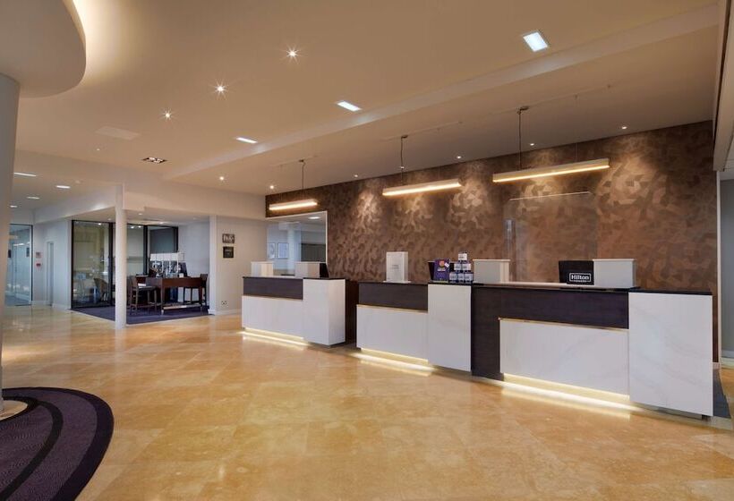 Hotel Doubletree By Hilton Manchester Airport