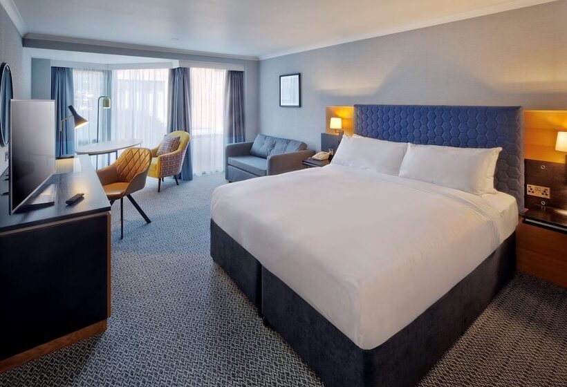 هتل Doubletree By Hilton Manchester Airport