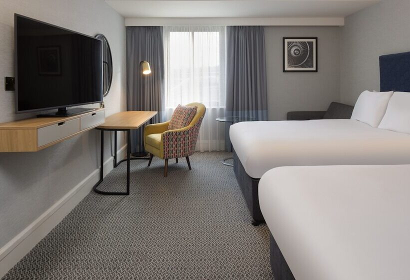 هتل Doubletree By Hilton Manchester Airport