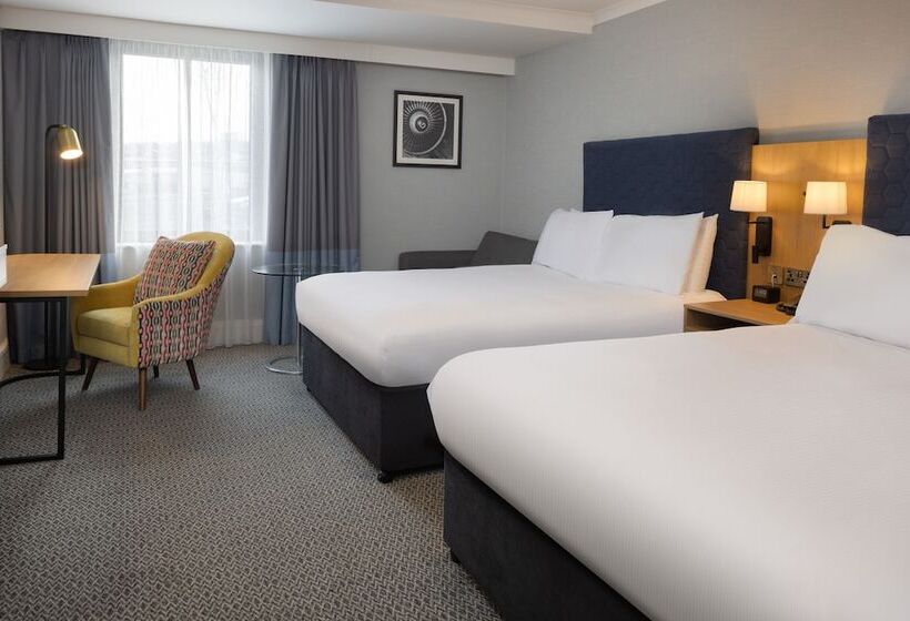 هتل Doubletree By Hilton Manchester Airport