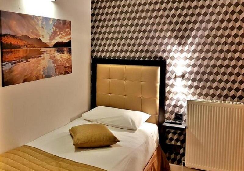 هتل Duke Of Leinster