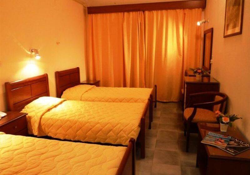 هتل Golden Sands