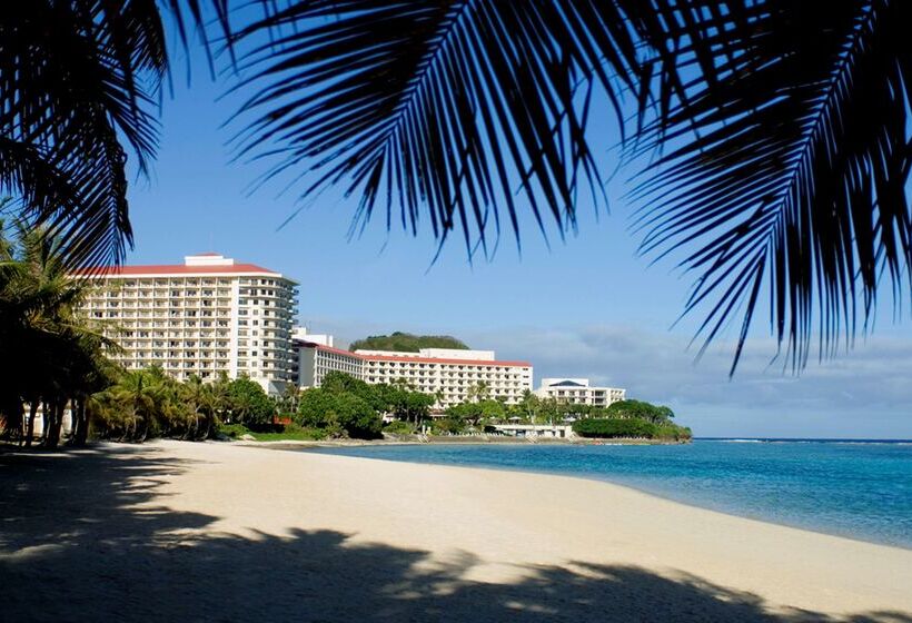 هتل Hilton Guam Resort And Spa