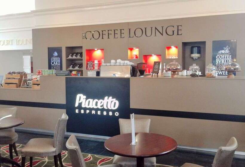 هتل Hilton Leicester