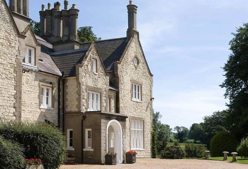 فندق Langrish House