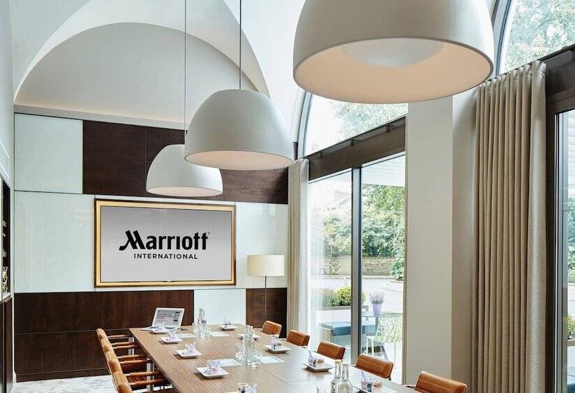 Hotel London Marriott  Regents Park