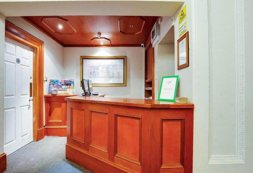 هتل Lost Guest House Stirling