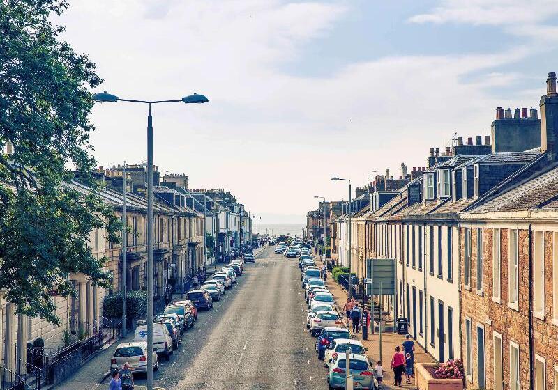 هتل Mercure Ayr