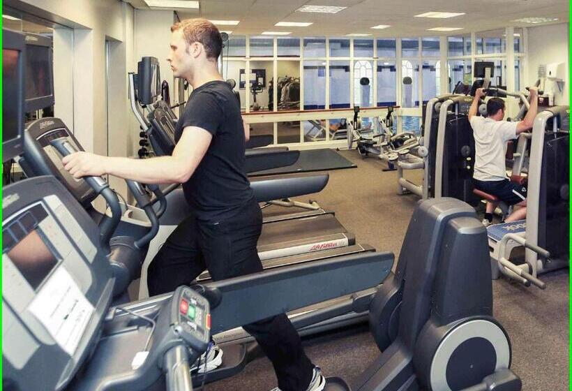 فندق Mercure Exeter Southgate