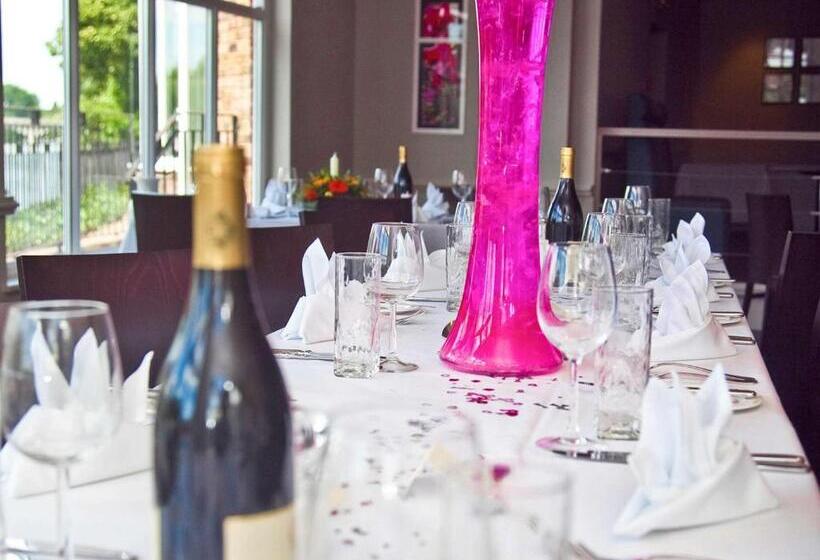 酒店 Mercure London Stainesuponthames