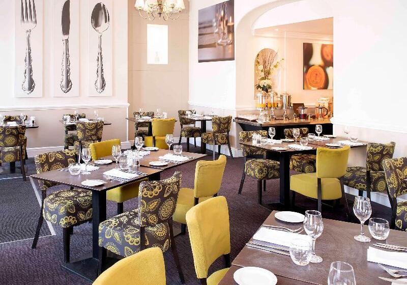 בית מלון כפרי Mercure Southampton Centre Dolphin
