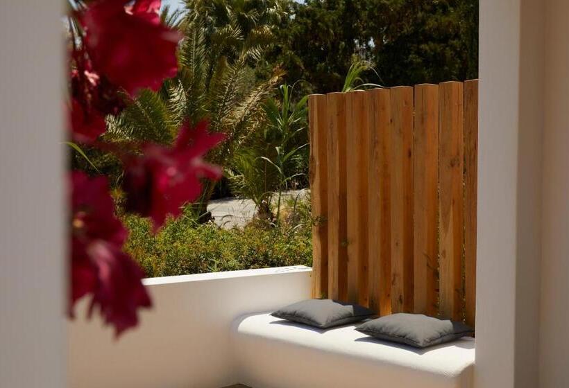 Minos Beach Art Hotel, A Member Of Design Hotels