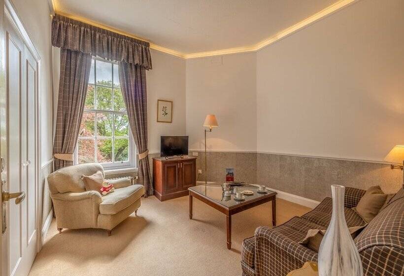 Отель Muthu Newton