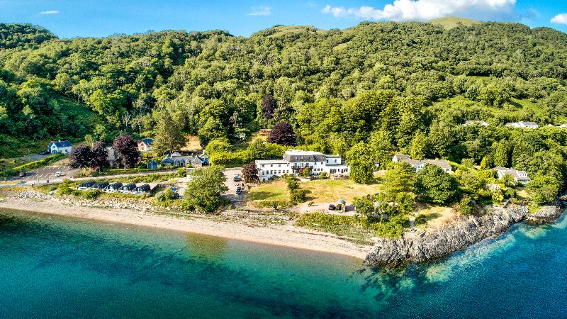 Onich Hotel & Lochside Beach Pods
