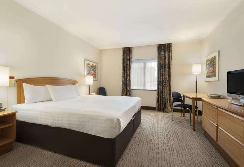 Hotelli Ramada By Wyndham Birmingham Solihull