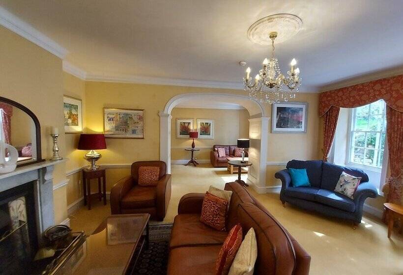 Отель Rose In Vale Country House