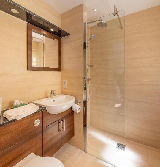 هتل Royal Glen