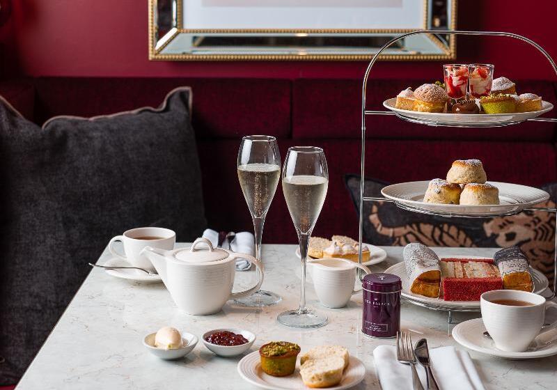 هتل Strand Palace