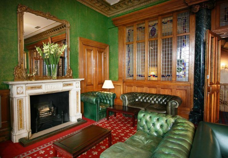 בית מלון כפרי Gem Strathmore