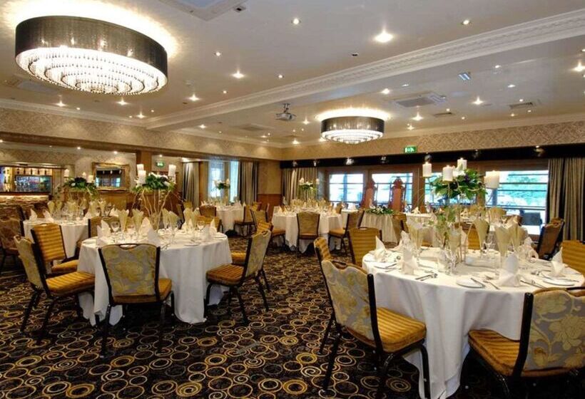 Hotel Warrington Fir Grove  Sure  Collection By Bw