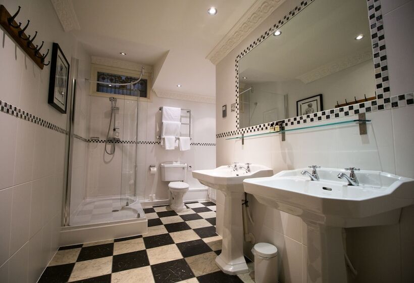 Fotos del hotel Miskin Manor Hotel And Health Club:  14