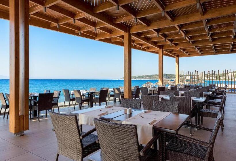 Avra Beach Resort