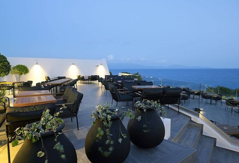 リゾートホテル Dimitra Beach Hotel & Suites