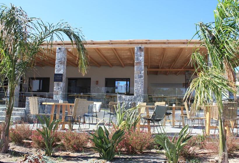 Helios Beach Hotel & Bungalows