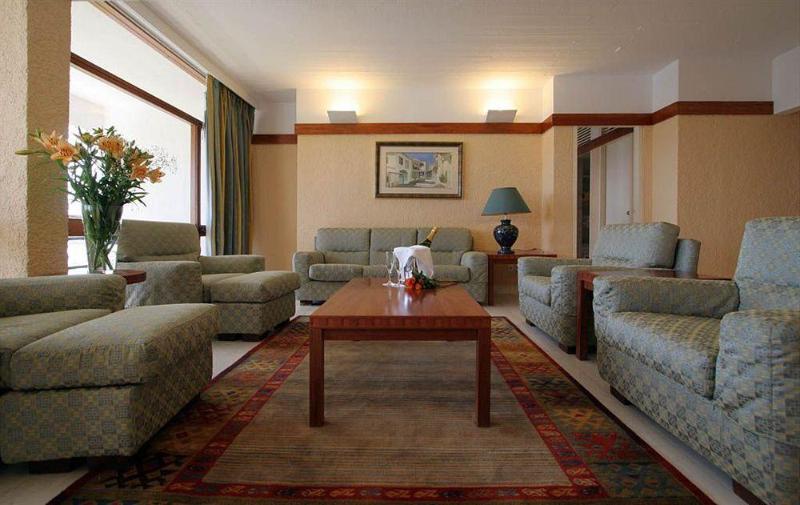 فندق Aks Porto Heli