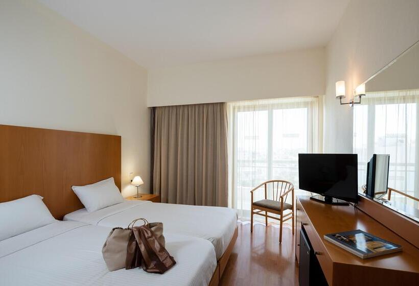 ホテル Angela Downtown